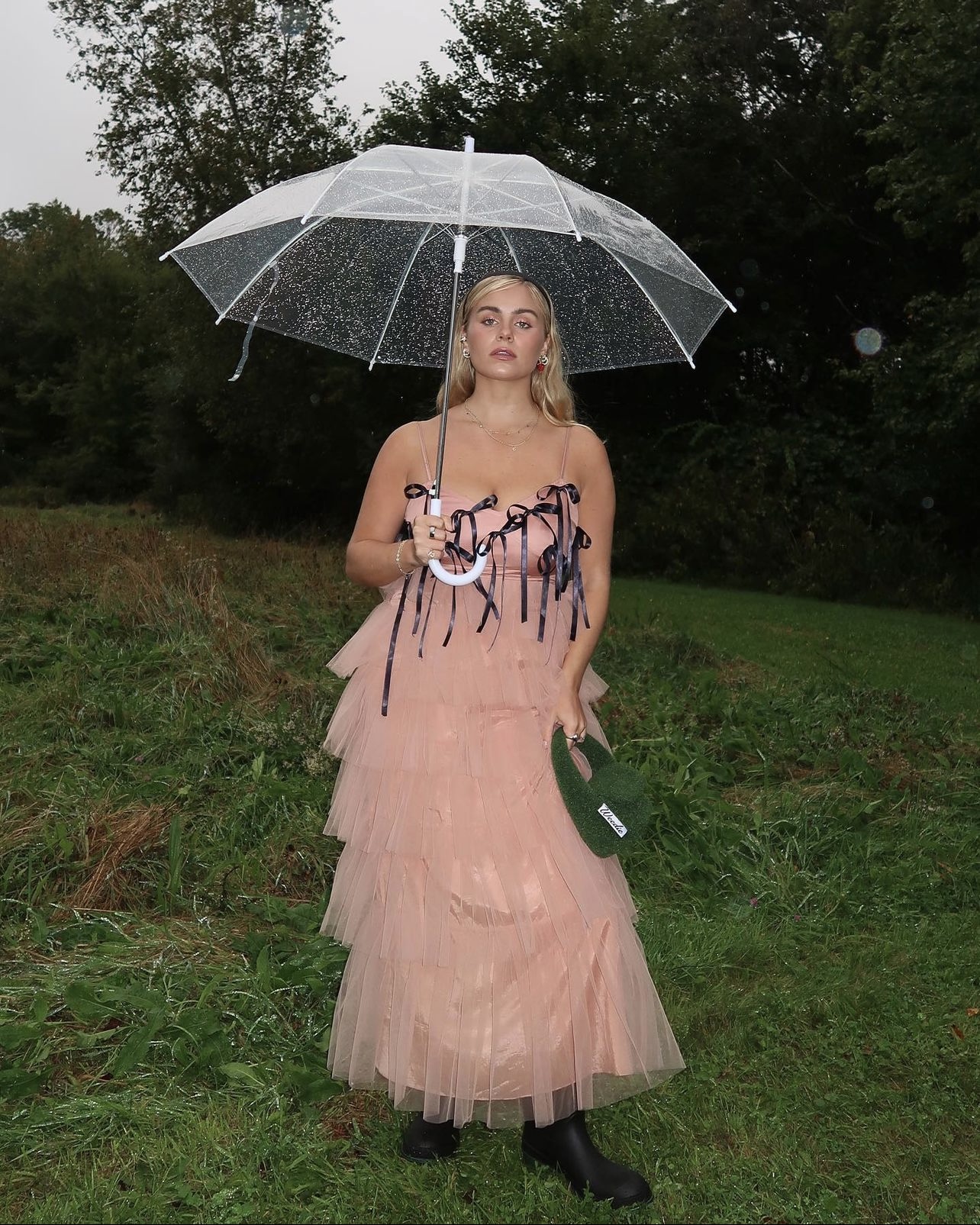 I think every wedding should be in the rain
